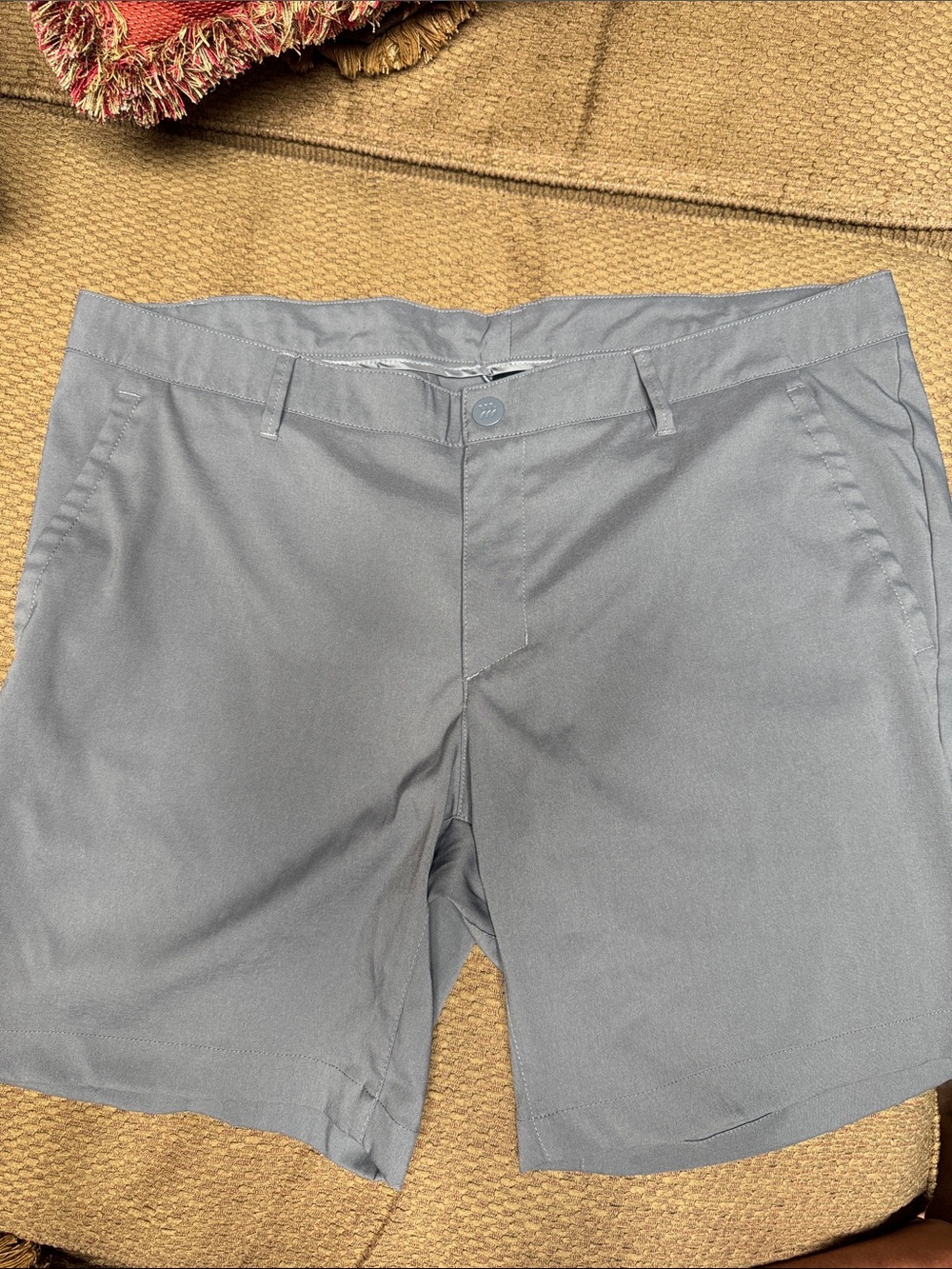 NWOT Men’s All in Motion gray shorts. Waist 40.